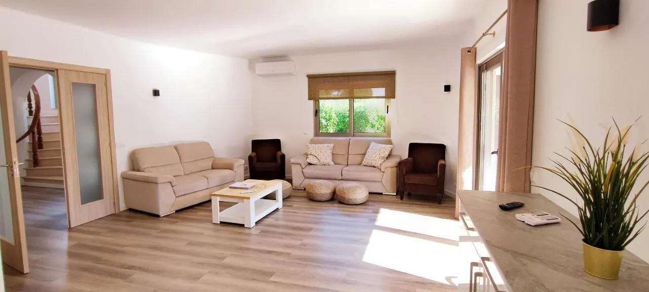 6 Bedroom Private Villa Tenazinha I, With Private Pool Albufeira